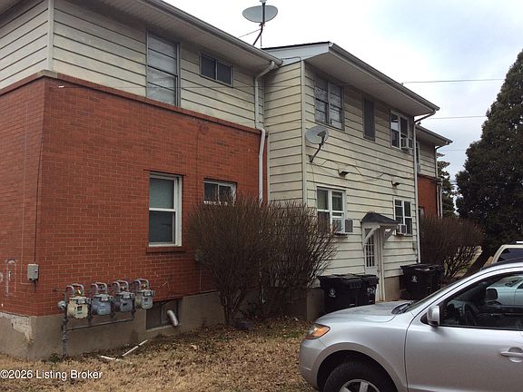 2nd image of 3540 Brockton Ln