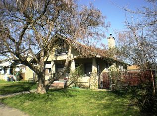 16 Rose Ave, Medford, OR