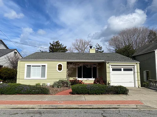 128 Poplar Ave Photo 1