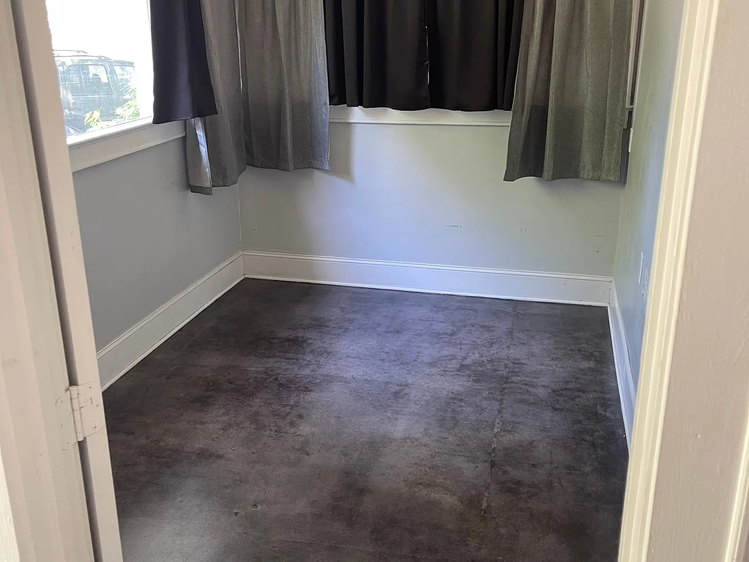 2228 Santee Ave — Photo 3