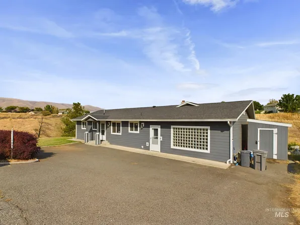 2362 Rolling Hills Dr, Clarkston, WA 99403