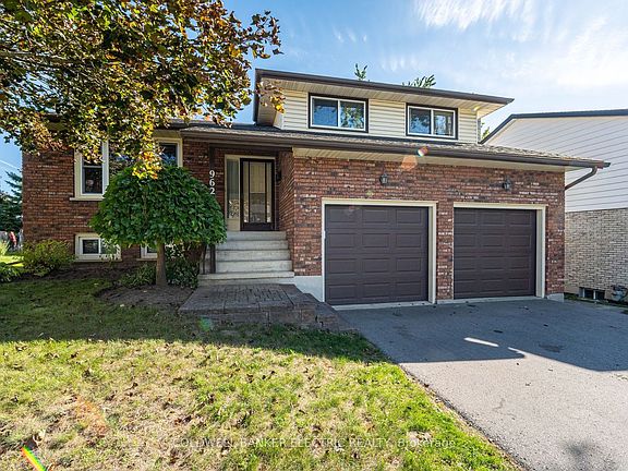 2nd image of 962 Golfview Rd