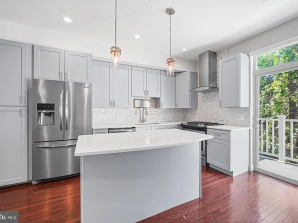 2306 Alter St, Philadelphia, PA 19146