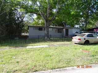 428 Woodside Dr, Orange Park, FL 32073