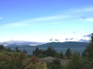 529 Fieldston Rd, Bellingham, WA 98225