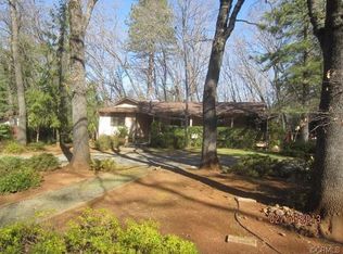 887 Thomasson Ln, Paradise, CA 95969