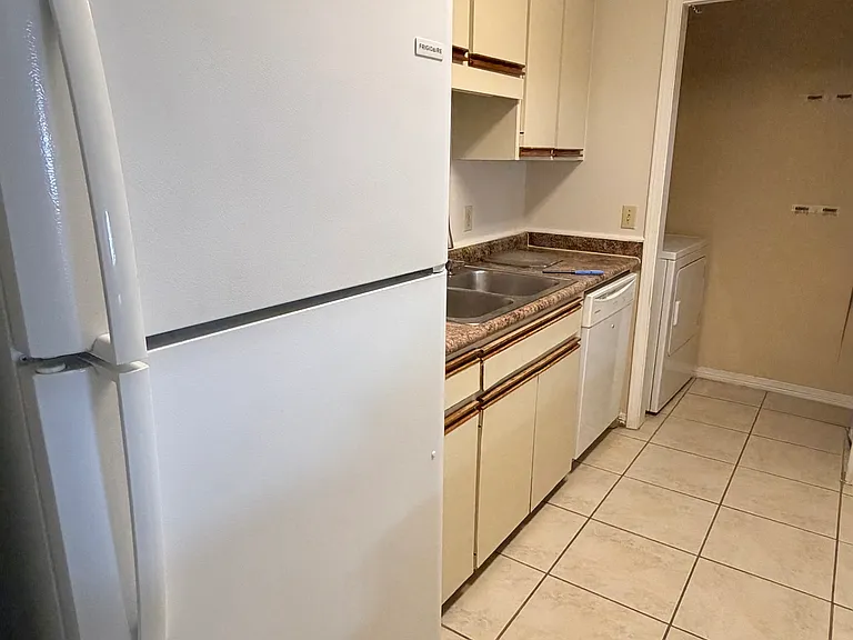 6506 N Lagoon Dr — Photo 15