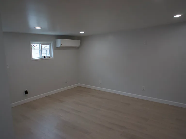 8642 San Luis Ave #3 — Photo 5
