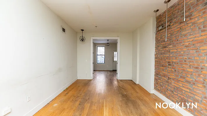 Rented by Nooklyn NYC LLC | media 22