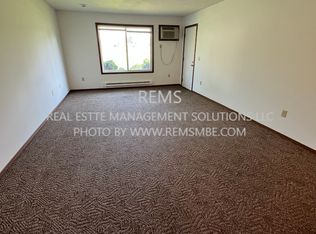 564 E Slifer St #14, Portage, WI 53901