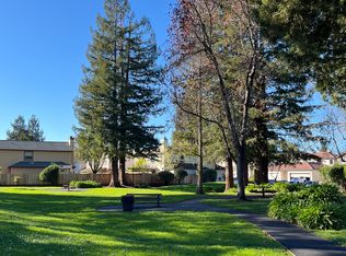 16 Freedom Pl, Rohnert Park, CA 94928