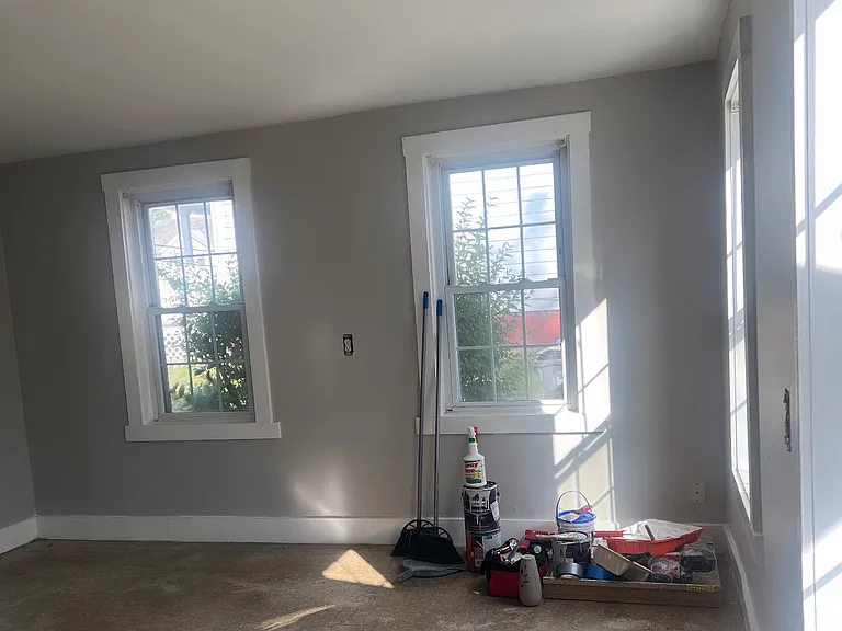 1042 Douglas Ave — Photo 1