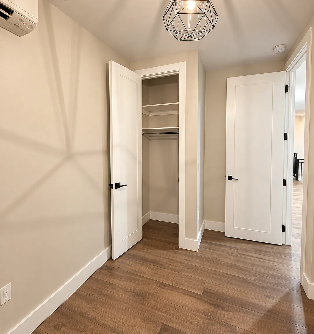 150 Martense Street — Photo 4