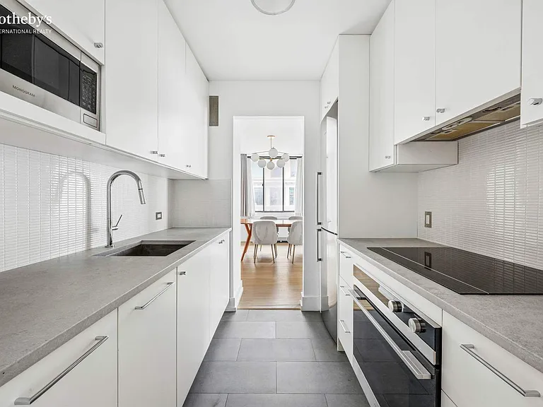 108 5th Ave #14B — Photo 3