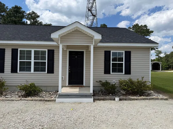 201 Firetower Rd #4, Richlands, NC 28574