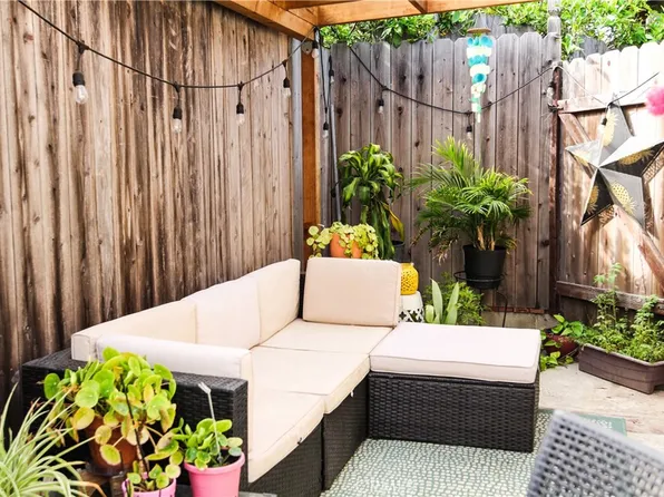 1713 Wollacott St, Redondo Beach, CA 90278