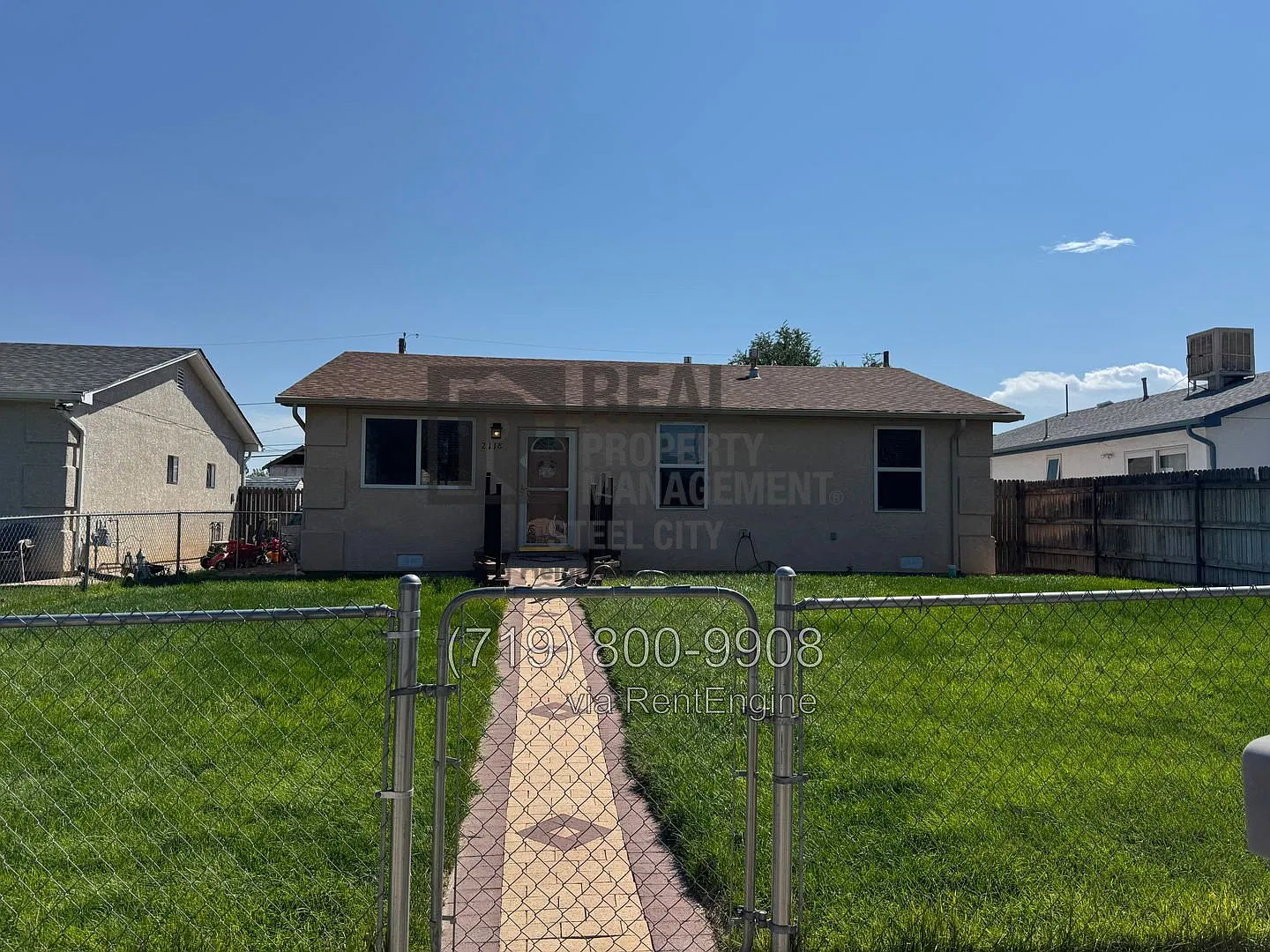3 bed, 2.0 bath, 1140 sqft, $1,900 — Photo 1