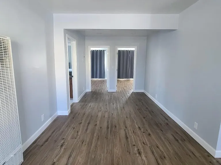 4303 W Adams Blvd #1 — Photo 8