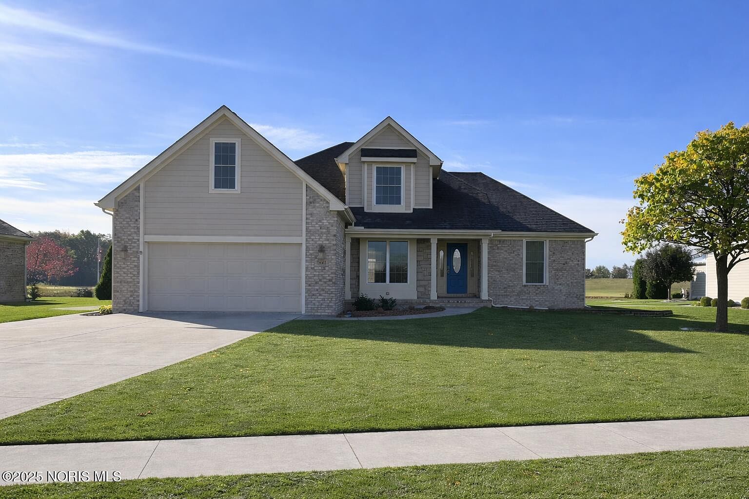 7641 Tournament Dr, Waterville, OH 43566 | Zillow