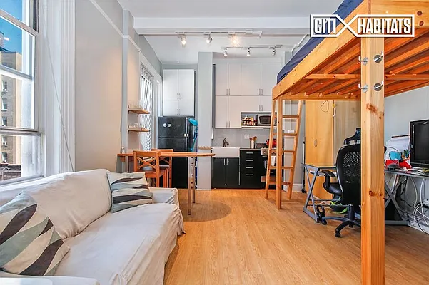 Sold by Citi Habitats | media 18