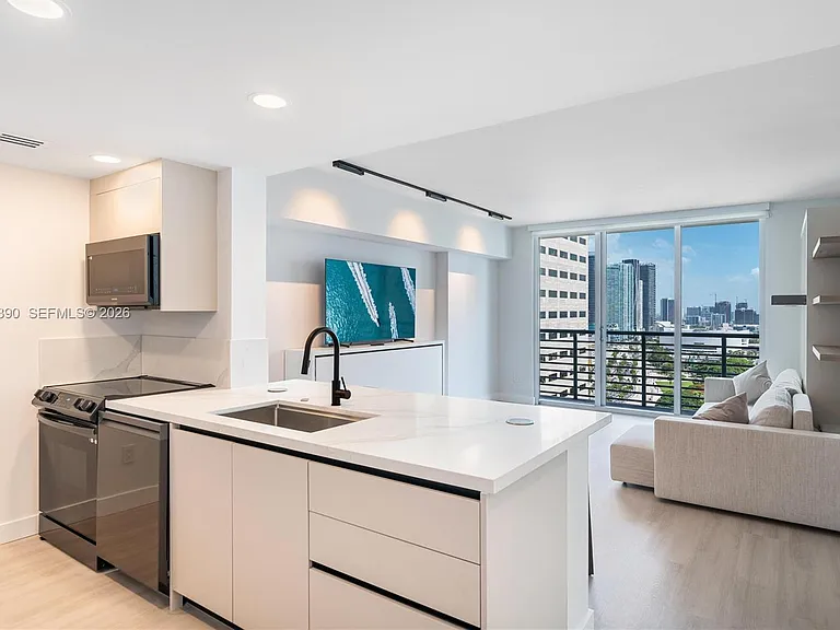 325 Biscayne Blvd #2920 — Photo 13