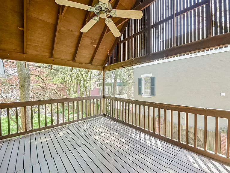 206 E Marion St #1 — Photo 18