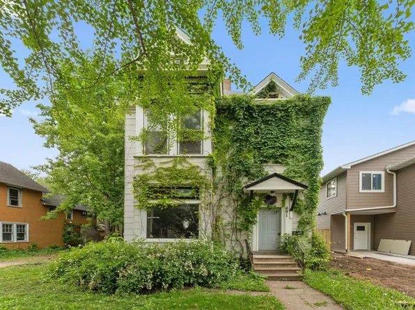 691 Burr St, Saint Paul, MN 55130