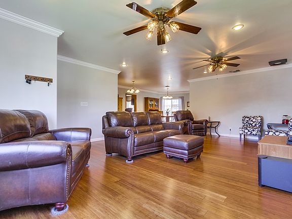 4th image of 22033 S Evonda Ave