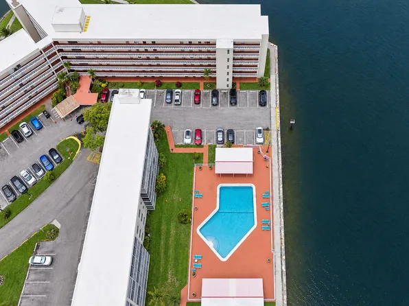 2999 POINT EAST Drive #C109, Aventura, FL 33160
