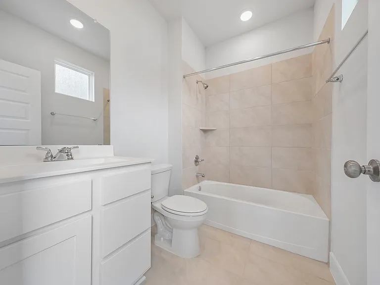 6010 Rolling Stream Ct — Photo 14
