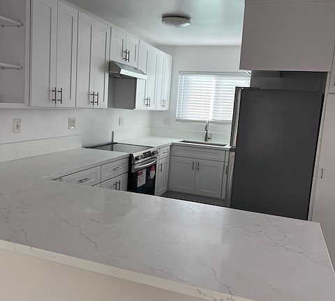 3rd image of 13647 Estero Cir #13641