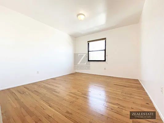 Rented by ZealEstate Group Inc | media 32