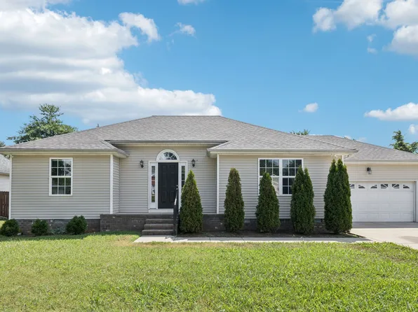 2940 Waywood Dr, Murfreesboro, TN 37128