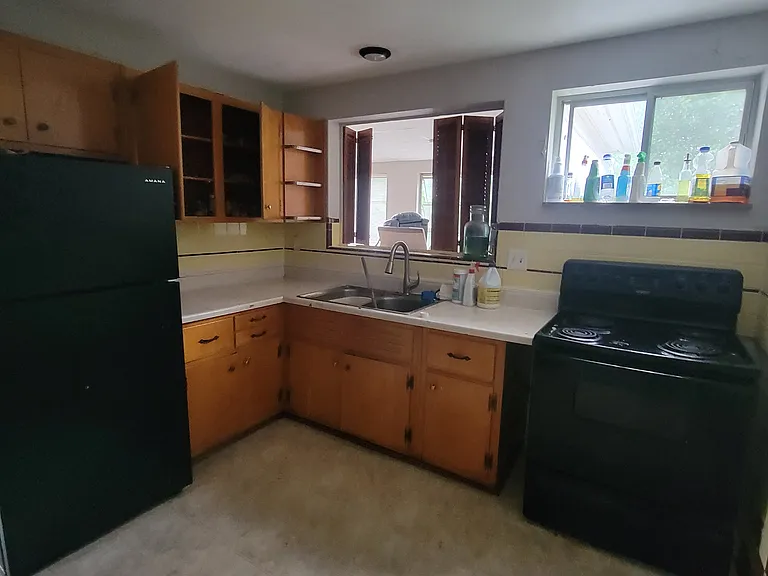 2875 Lafeuille Ave #2 — Photo 16