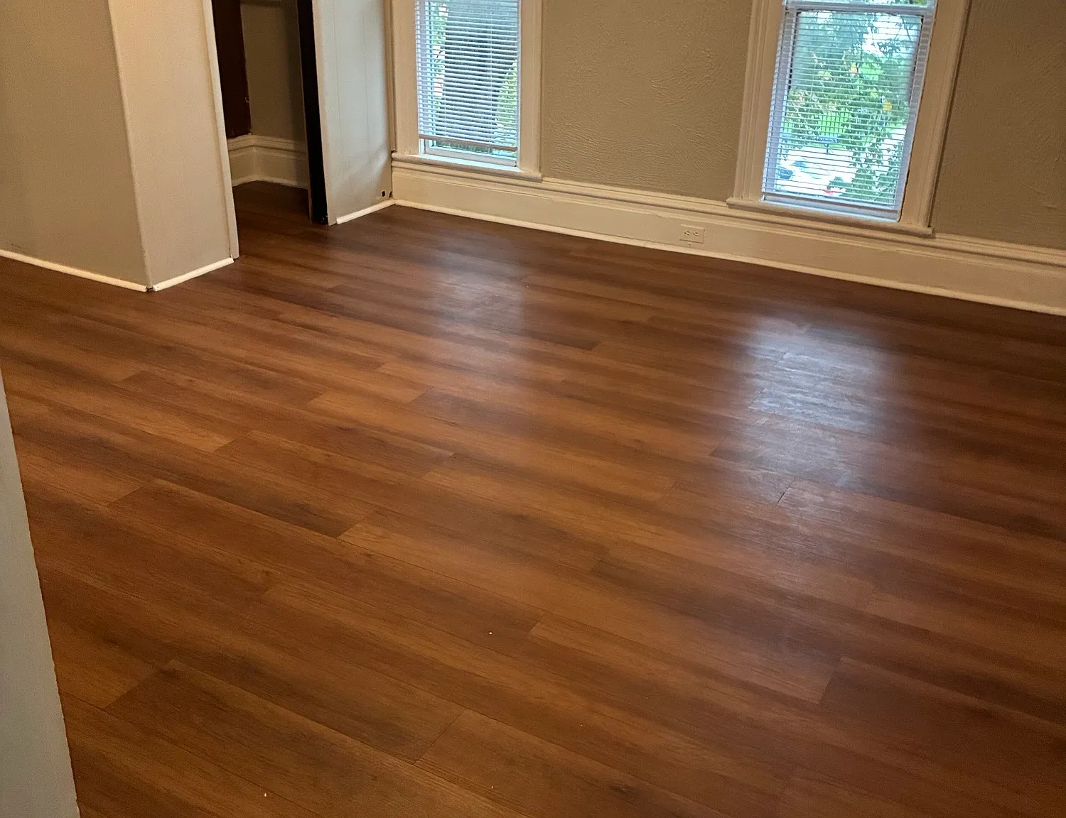 2 bed, 1038 sqft, $950 — Photo 1