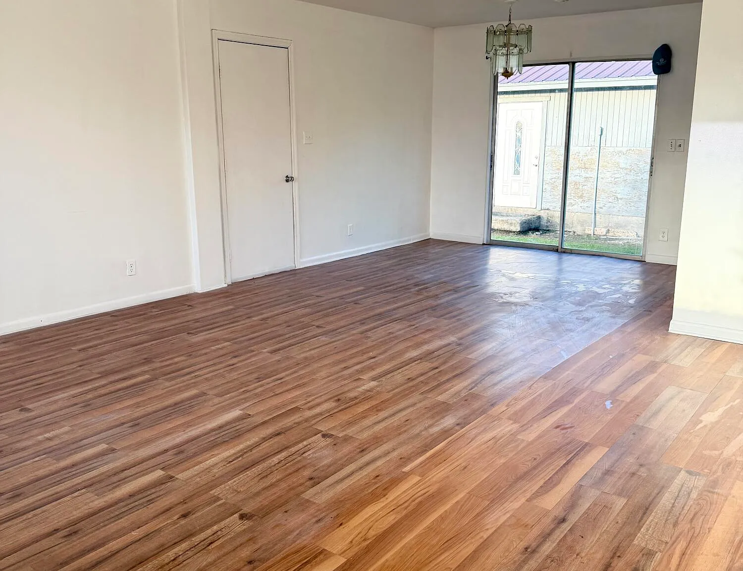 3 bed, 2.0 bath, 1248 sqft, $1,700 — Photo 4