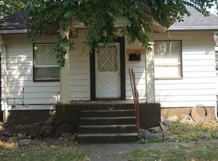 1205 10th St, La Grande, OR 97850