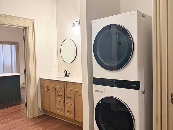 3rd image of 26 E Main St #2