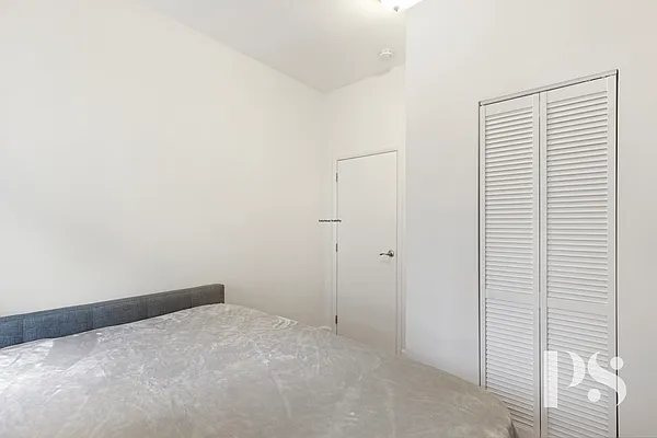 Rented by Compass | media 10