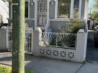 219-16 143rd Rd, Springfield Gardens, NY 11413