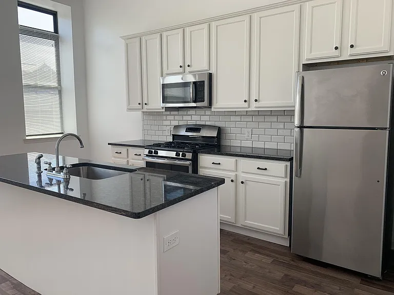 333 Earp Street — Photo 21