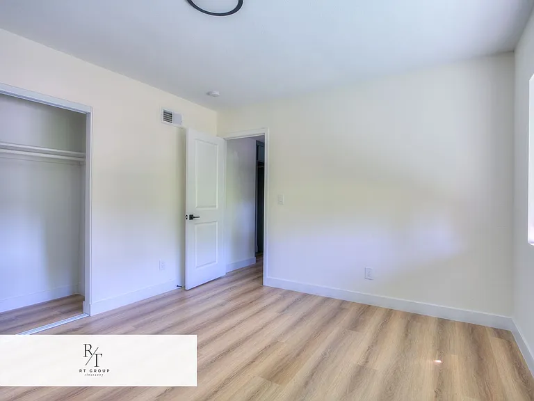1032 S Golden West Ave #C — Photo 16