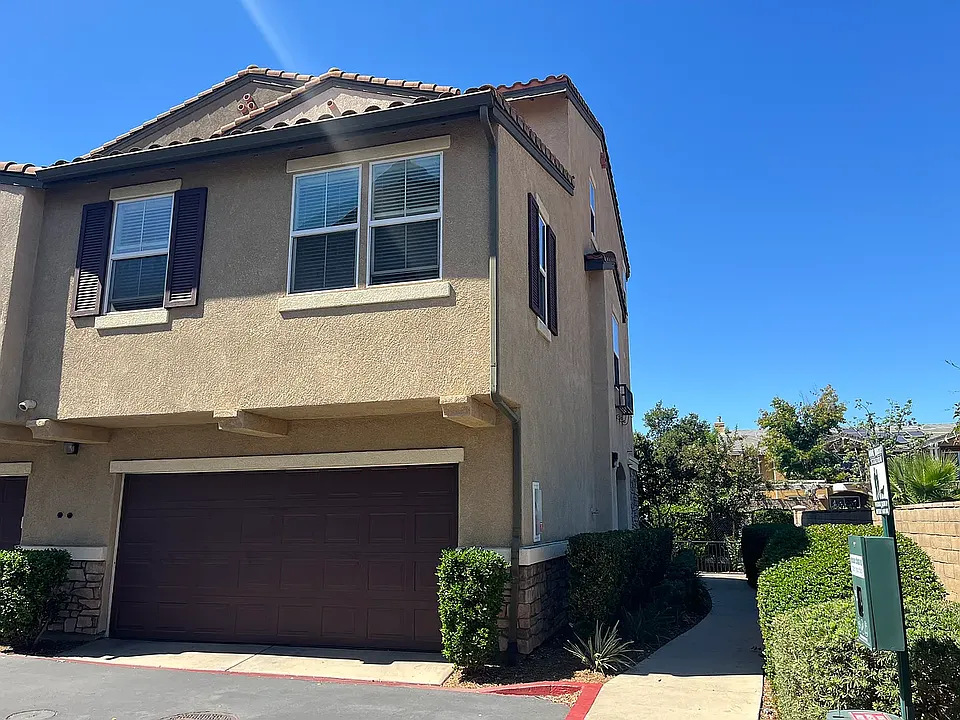 8808 Aspenglow Pl #1