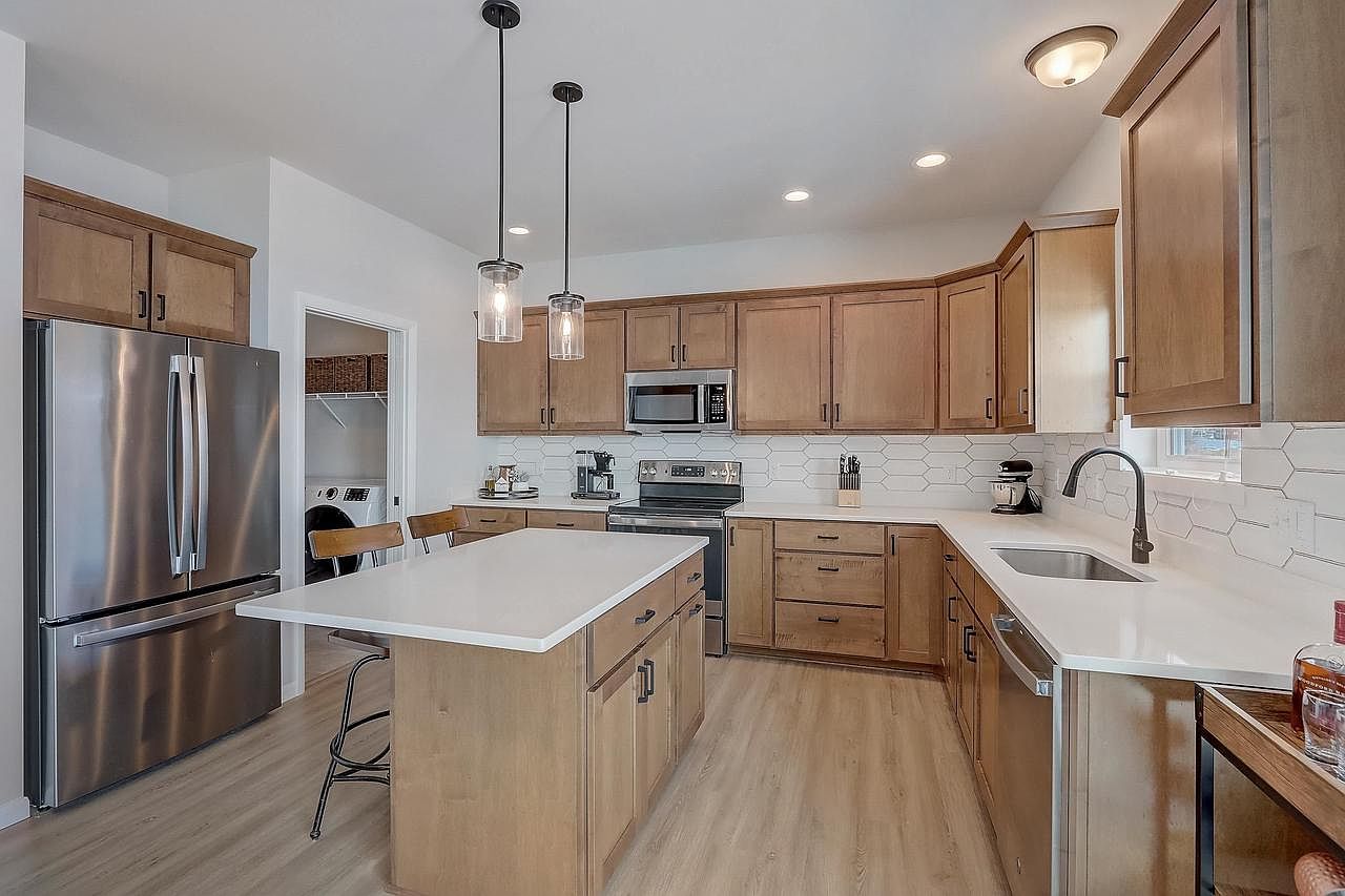 1291 Crane Meadow Way, Sun Prairie, WI 53590 Zillow