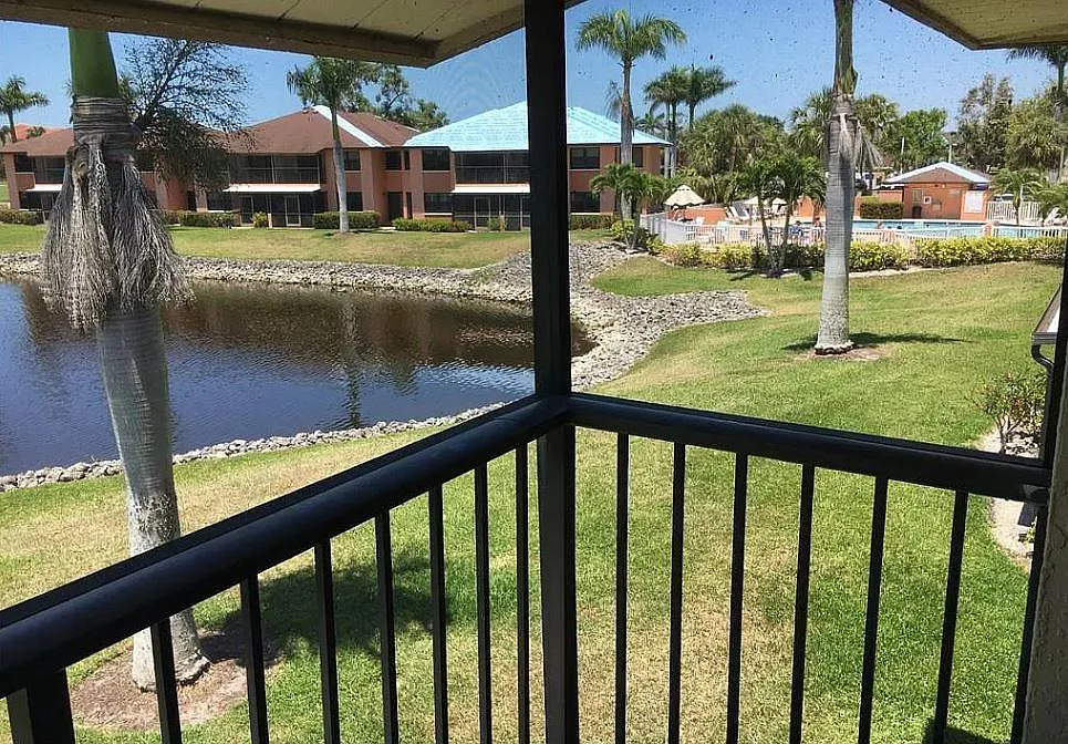 2 bed, 966 sqft, $1,875 — Photo 3