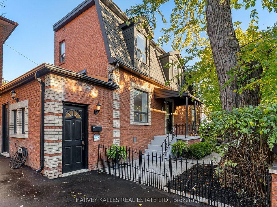 1st image of 15 Markham St