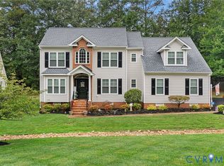 5212 Nairn Ln, Chester, VA 23831