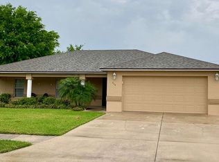 208 Waterview Cir, Auburndale, FL 33823