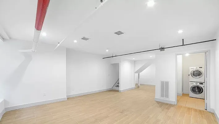 Rented by Living New York | media 21