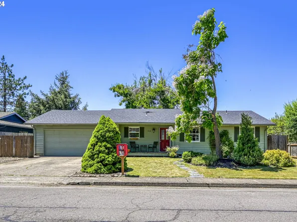 413 S 2nd St, Creswell, OR 97426